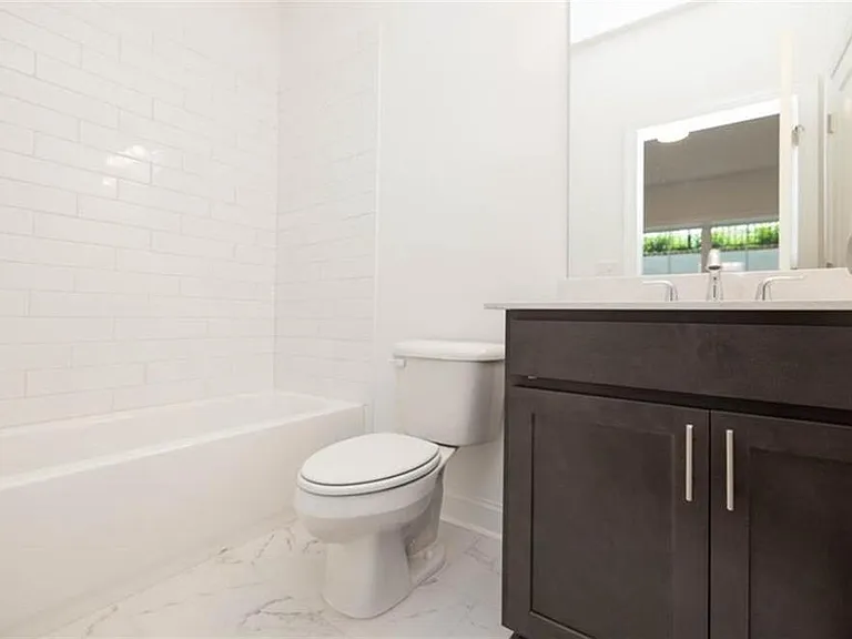5209 Riden Ct — Photo 19