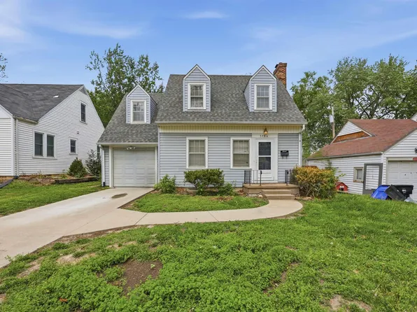 3124 SW 11th St, Topeka, KS 66604