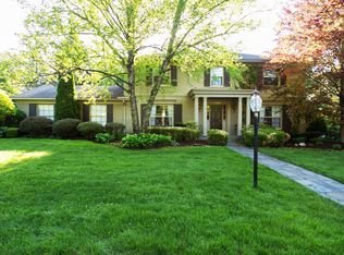 1500 Sandringham Way, Bloomfield Hills, MI 48301