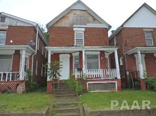 313 W Walnut St, Canton, IL 61520