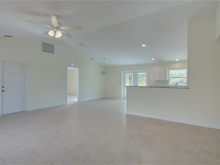 12115 Appleberg Cir — Photo 2