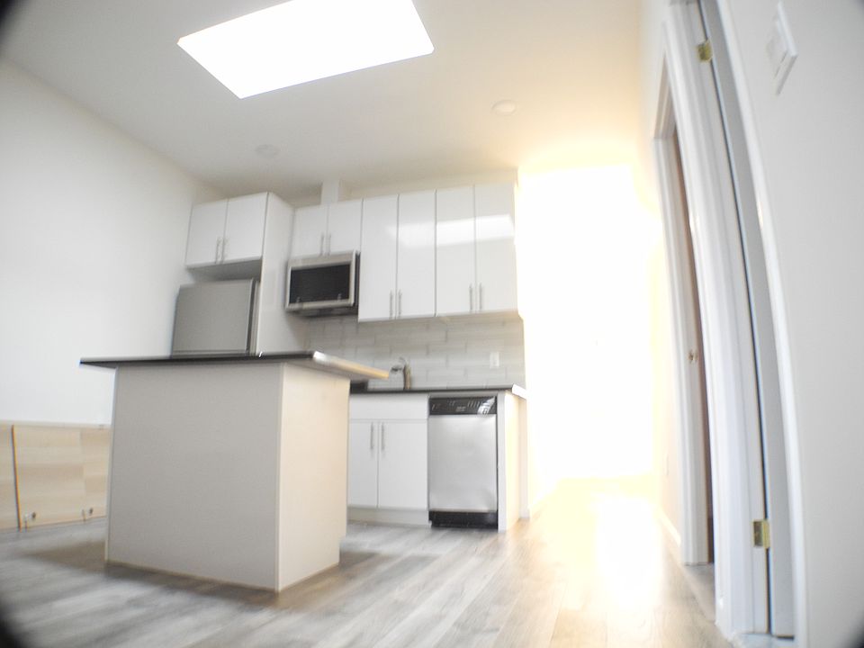 1st image of 3619 37th St #2