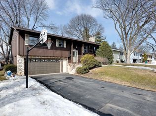 2940 Flag Ave S, Saint Louis Park, MN 55426