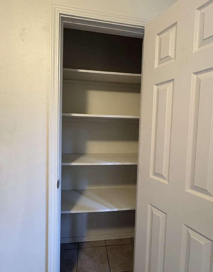 2 bed, 1.0 bath, $1,300 — Photo 4