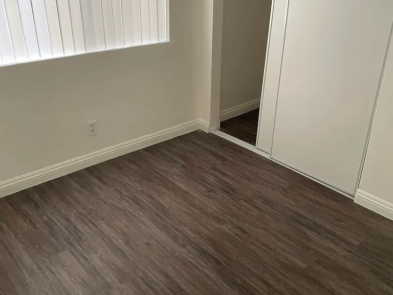 300 Amabel St #206 — Photo 6