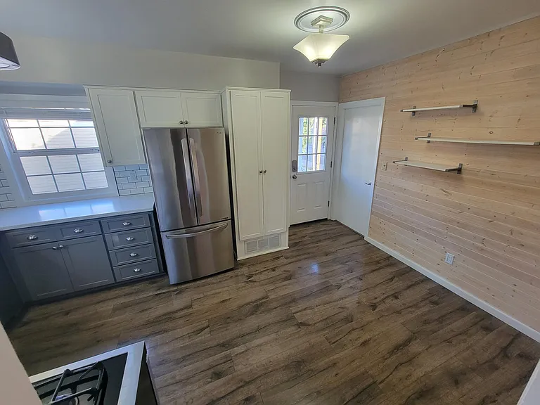 8385 SW Avery St #101 — Photo 6