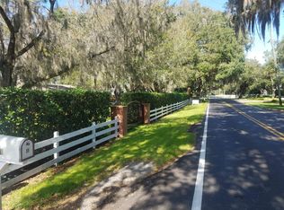 3750 Country Club Rd S, Winter Haven, FL 33881