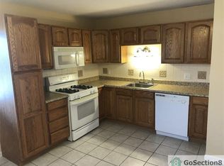 3130 Sabrina Ln, Florissant, MO 63031