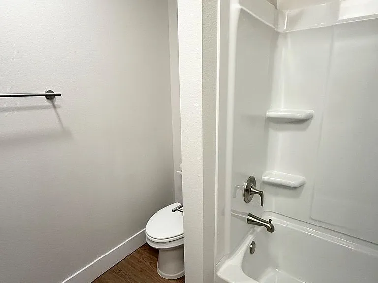 16427 Farm Ave — Photo 17