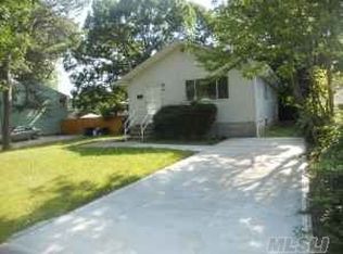 118 S 29th St, Wyandanch, NY 11798