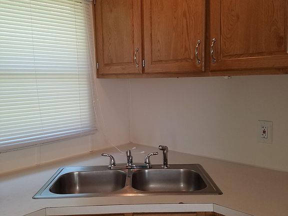 5th image of 14817 Lee Hwy