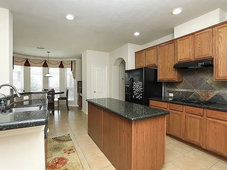 6523 Trenton Lake Ln — Photo 6