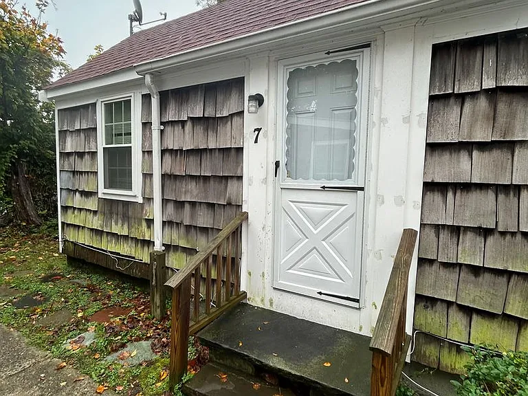 156 Main St — Photo 2