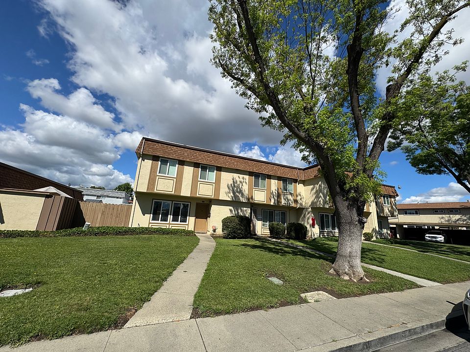 1st image of 4113 Jamaica Ter