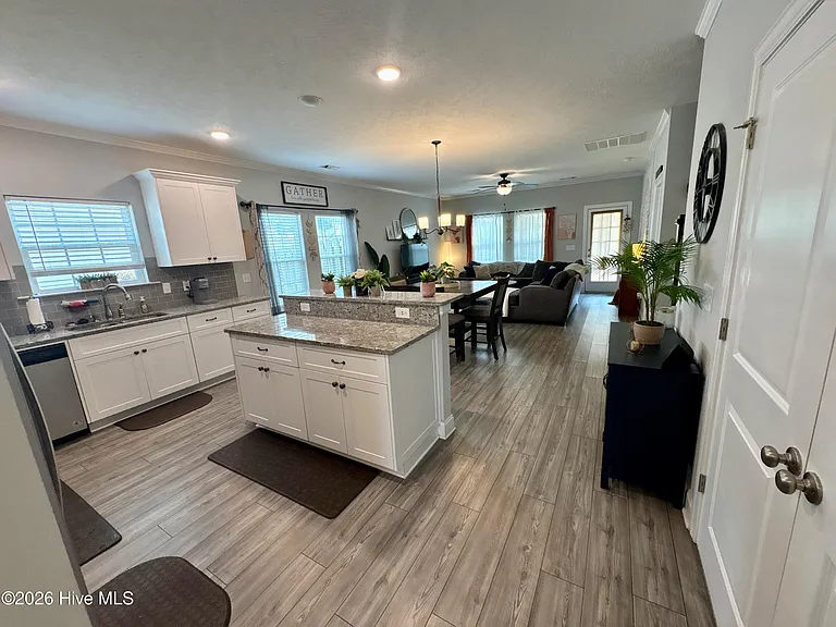 103 Brighton Landing Dr — Photo 6