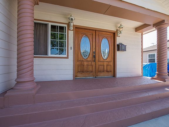 2nd image of 12612 Eastbrook Ave