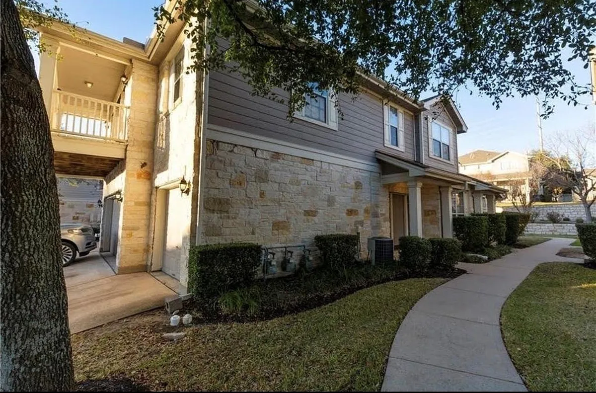 Building Photo - 1900 Scofield Ridge Pkwy #3101
