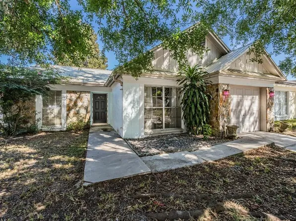 8508 Misty River Ct, Tampa, FL 33637