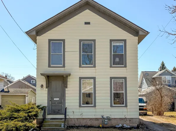 411 W 7th Ave, Oshkosh, WI 54902