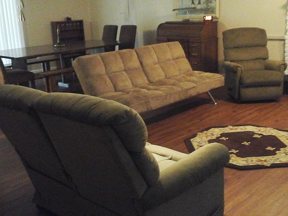 Dining Room Pic 1