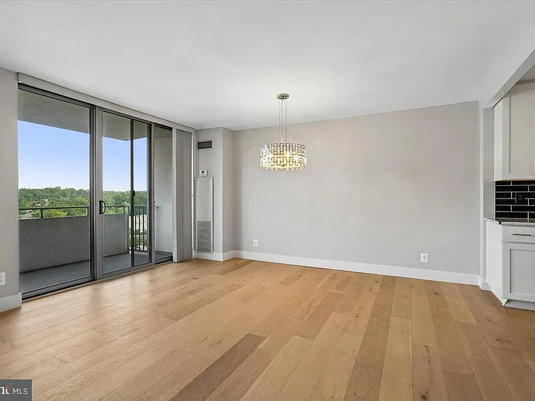 5101 River Rd #1201 — Photo 12