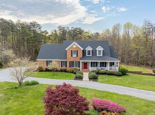 242 Somerset Pl, Rustburg, VA 24588