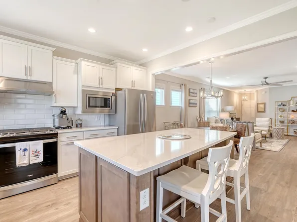 176 Garden Gate Way, Summerville, SC 29486