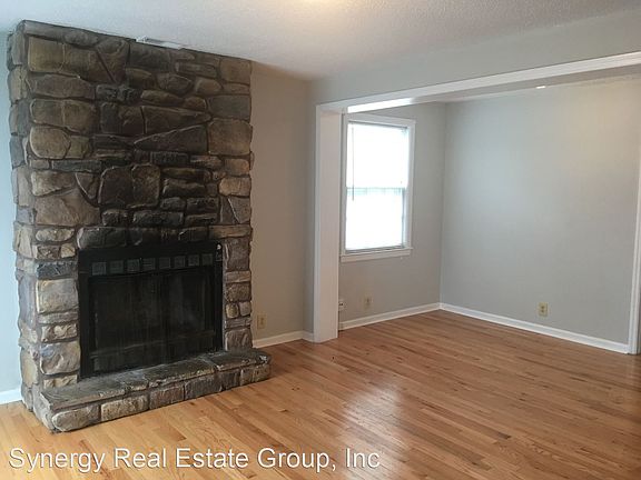 2nd image of 339 Tamworth Dr