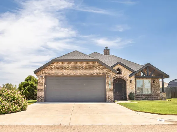 301 Hampshire Ave, Wolfforth, TX 79382