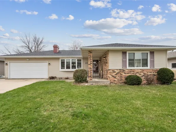 3435 25th Ave, Marion, IA 52302