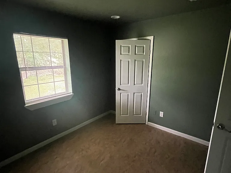 606 Guadalimar St — Photo 13
