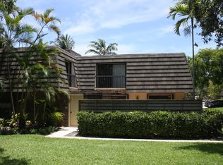 110 1st Ter, Palm Beach Gardens, FL 33418