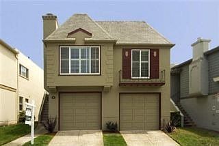 1st image of 323 Lakeshore Dr