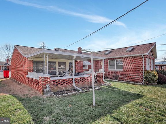 5th image of 17326 Ontario Dr