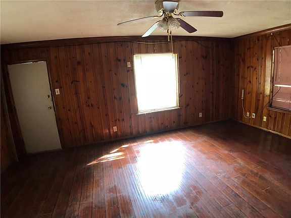 4th image of 8150 Burroaks Dr