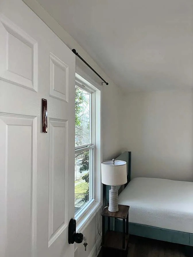 Brand-New Furnished Bedrooms | Utilities Included | Flexible Lease | Near Downtown Knoxville — Photo 2