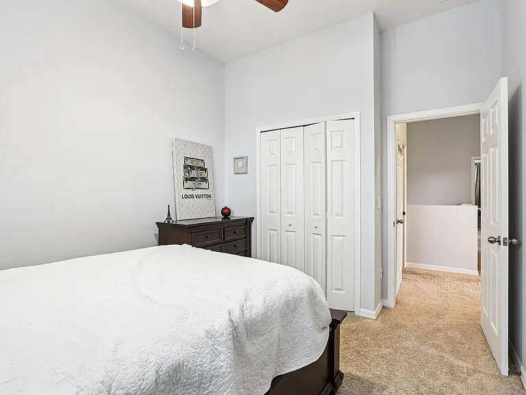 7435 Arlington Grove Cir #A — Photo 32