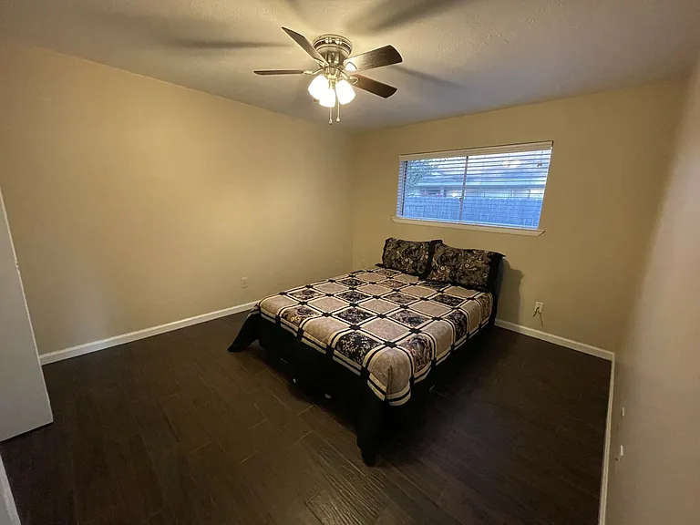 1710 Trinity Pl #B — Photo 6