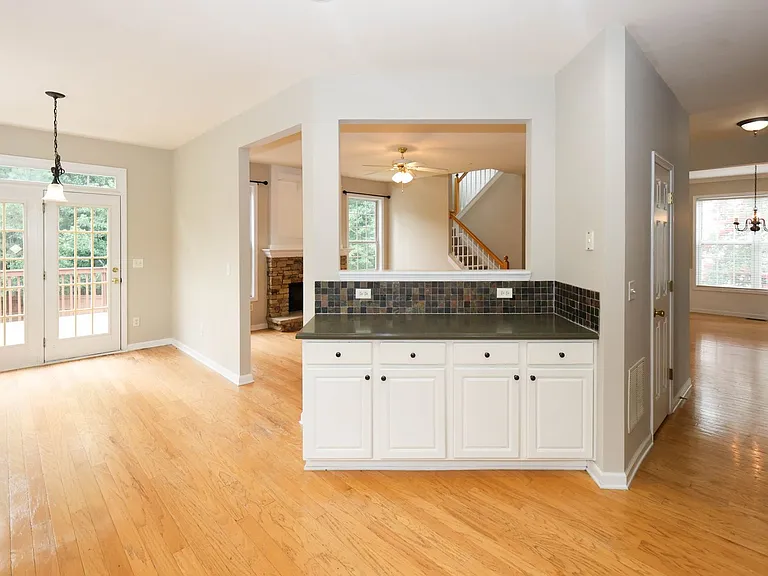 2895 Haynes Club Cir SW — Photo 13