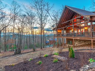 55 Stuart Highland Dr, Mineral Bluff, GA 30559