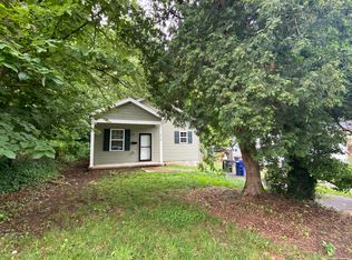 210 Bond St, Winston Salem, NC 27127