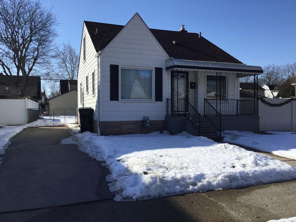 1st image of 633 North Dr