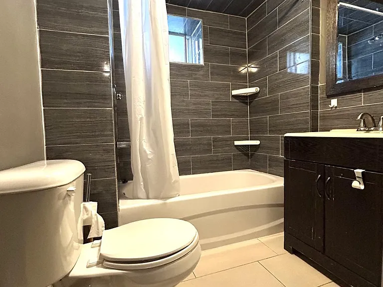 354 Saint Johns Rd #BASEMENT — Photo 8