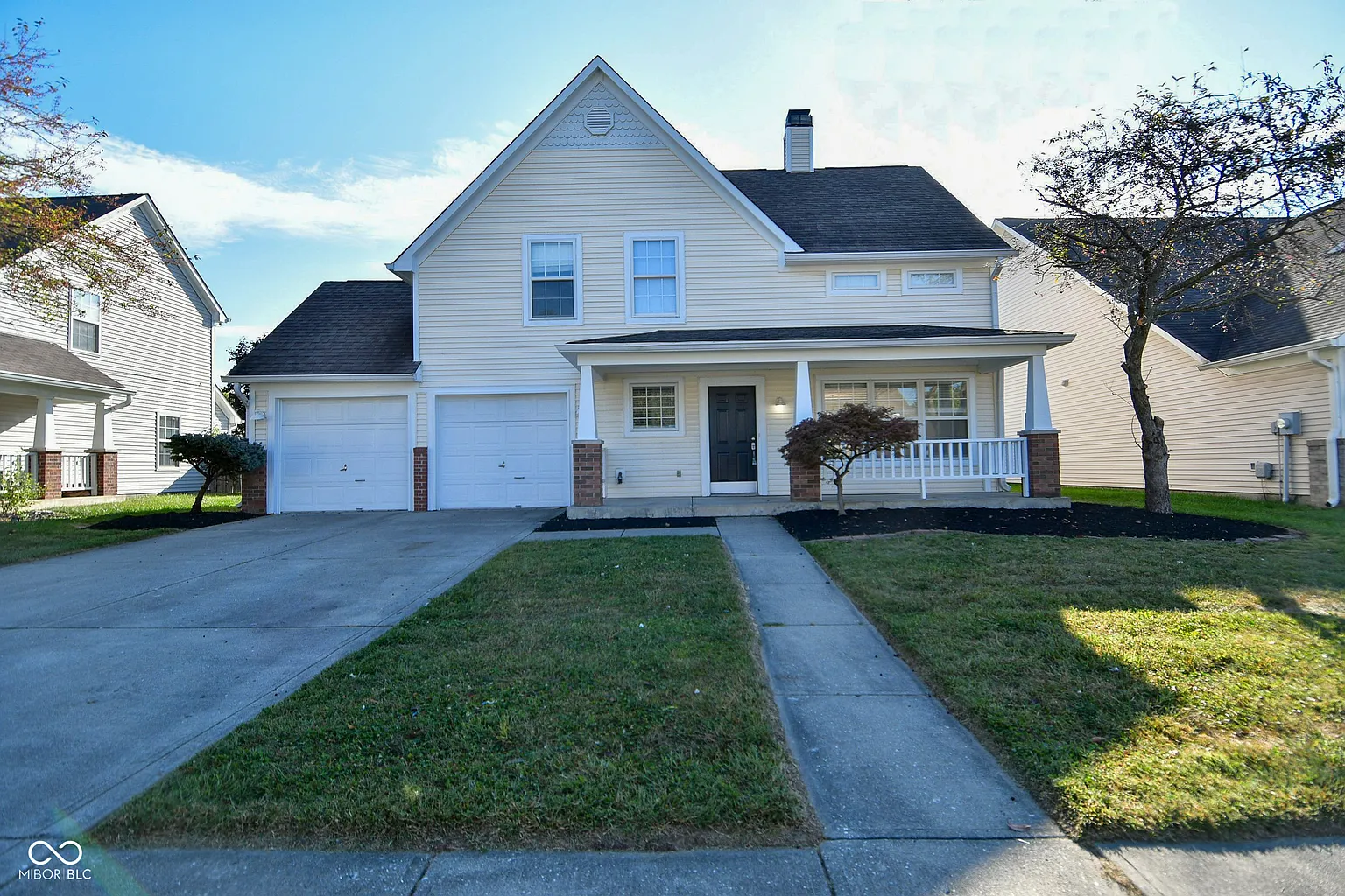 6327 Twin Creeks Dr photo 1