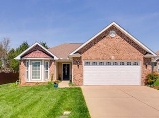 105 Carter Grove Ct, Lebanon, TN 37087