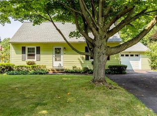 27 Pierce St, Webster, NY 14580