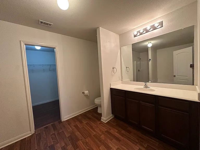 1818 Clegg St — Photo 30