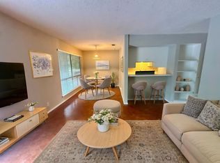 500 E Riverside Dr APT 211, Austin, TX 78704