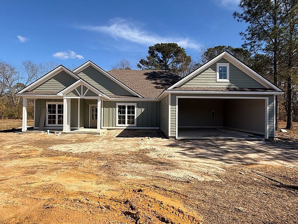 2nd image of 2698 Woodland Dr