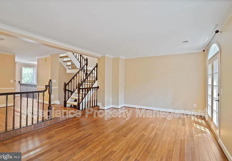 3915 Green Look Ct — Photo 17